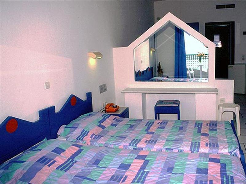 Flisvos Beach (Adults Only) Apartament Retimno Zewnętrze zdjęcie